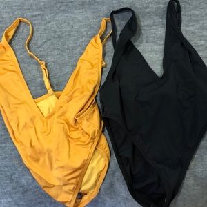 Gold and black bundle